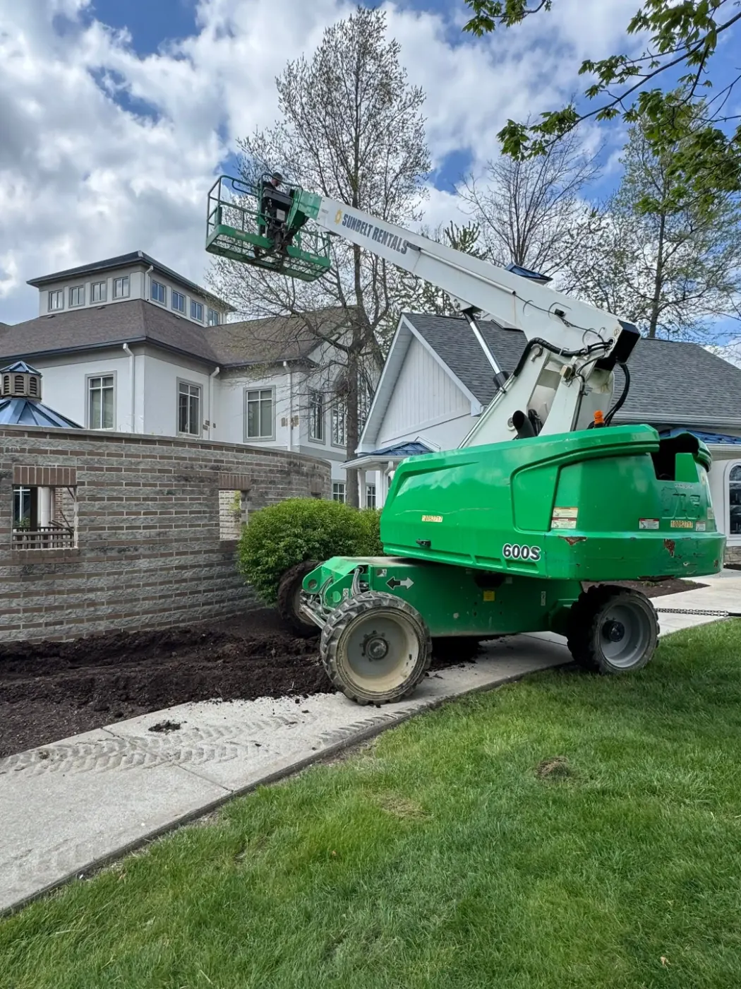 Commercial roofing by Daleville Commercial Roofing near Elwood, IN